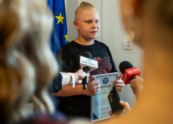 Bohaterska postawa 11-latka uratowała kobietę