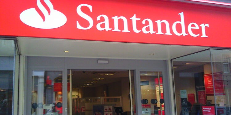 Santander Bank Polska na sprzedaż? Hiszpański właściciel rozważa różne scenariusze